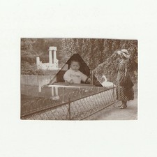 Montage re-photographié -