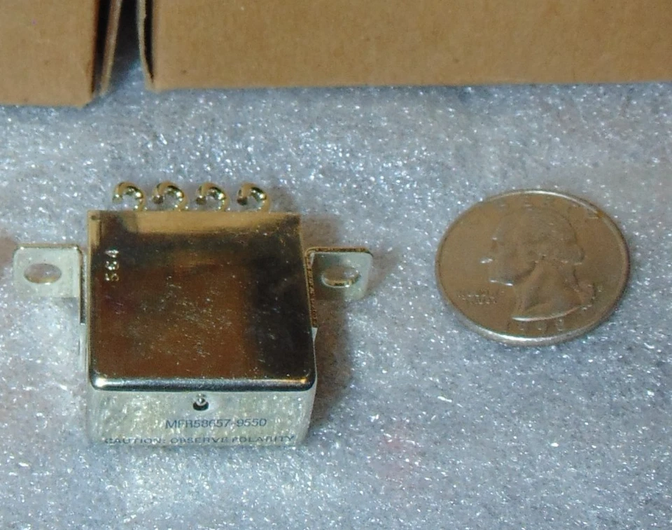 RARE NOS CHROME LEACH JL-D2A-090 BALANCED FORCE RELAY 2 PDT 10 AMP 28V 115 VAC - Image 2 of 3