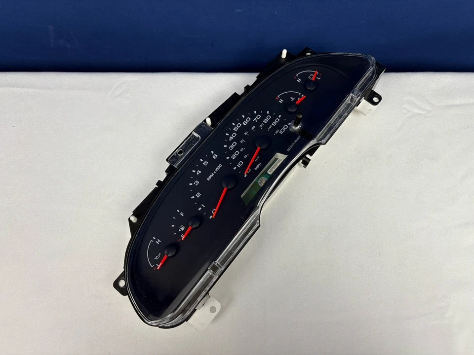 Ford Econoline Van E150 E250 E350 2004-2007 velocímetro cuadro de instrumentos Foto 2 de 4