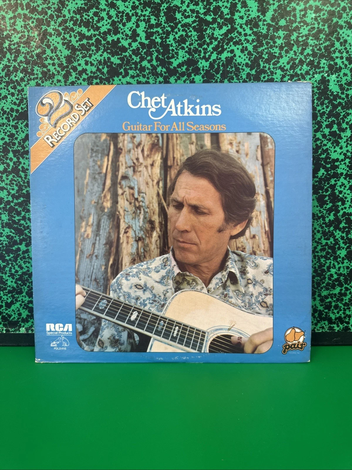 Vinyle 33 T  Chet Atkins Guitar For All Seasons PDL2-1115