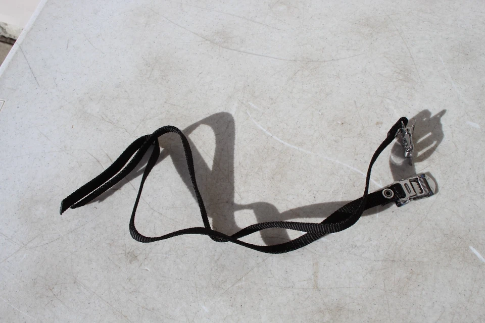 WELLGO TOE STRAPS TOE CLIP STRAPS FOR BIKE BICYCLE PEDALS BLACK NOS - Image 2 of 4