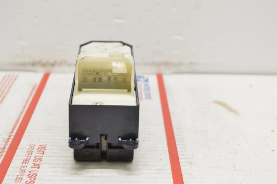 08-15 Toyota Corolla xB Interruptor Maestro Ventana Eléctrica Puerta Ventana Botón MT97#007 Foto 3 de 4