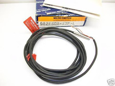 ⭐NEW IN BOX⭐ HONEYWELL 982FS08A3PL MICRO SWITCH   982FS0.8-A3P-L