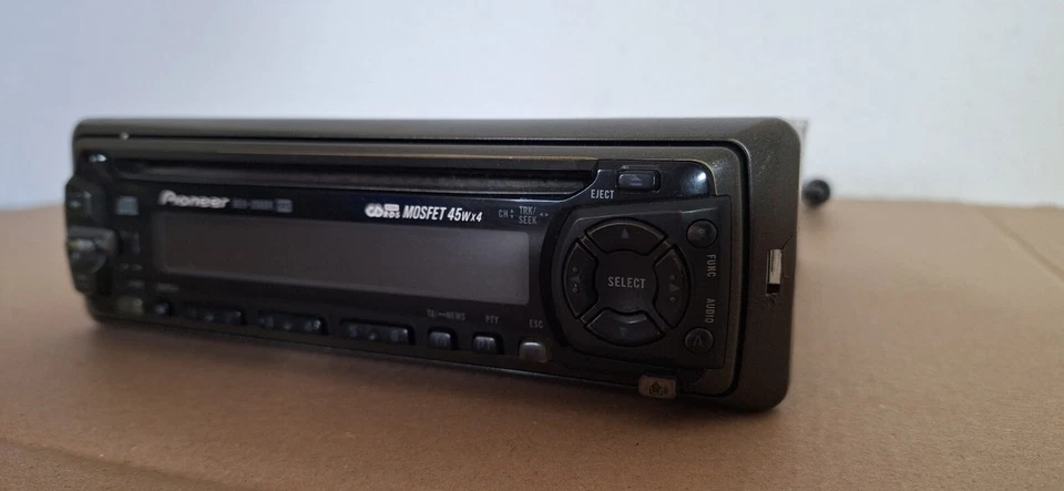 Cd-Radio Pioneer DEH-2000R arc - Bild 2 von 4