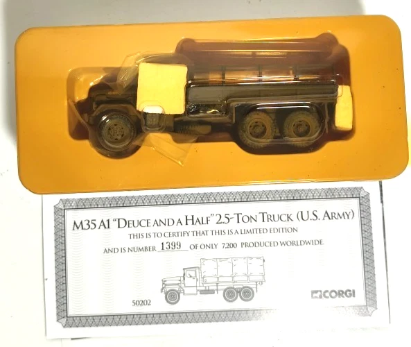 Corgi 1:50 M35 A1 Deuce and a Half 2.5 Ton Cargo Truck U.S. USMC Vietnam Scale - Image 2 of 4