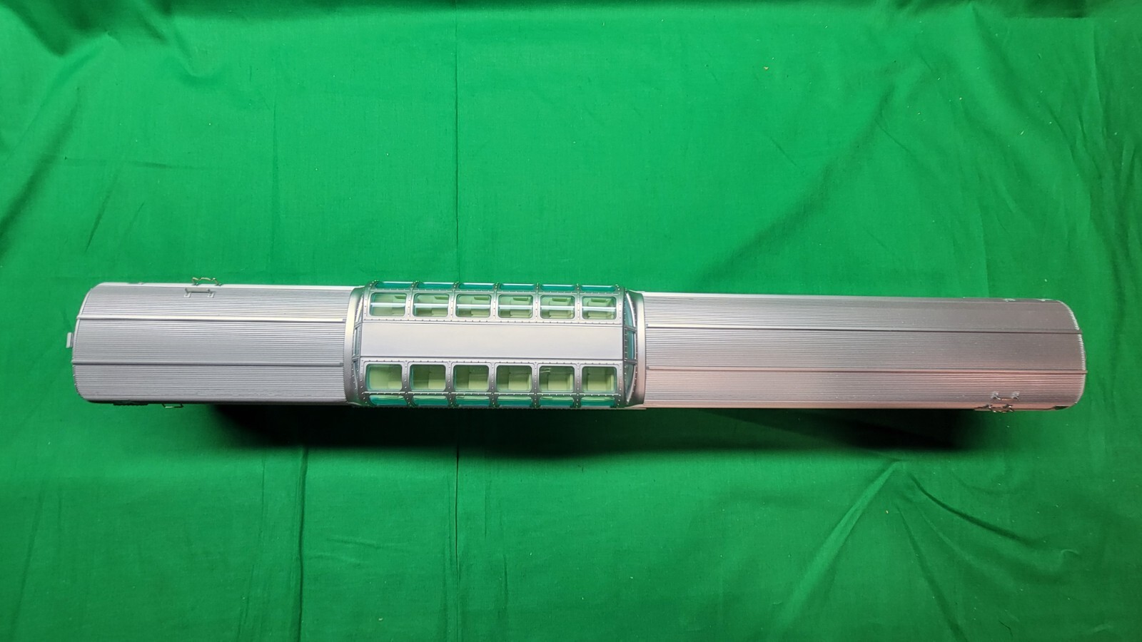 Atlas O California Zephyr WP Silver Sage Dome Car w/conductors window 3