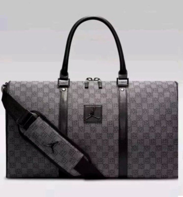 バッグ Jordan Brand Monogram Duffle Bag Jordan Monogram Duffle Bag (25L). Nike JP