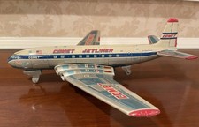 Vintage Tomiyama Co. E.T. Co. de Havilland Comet Jetliner Tin Friction Toy