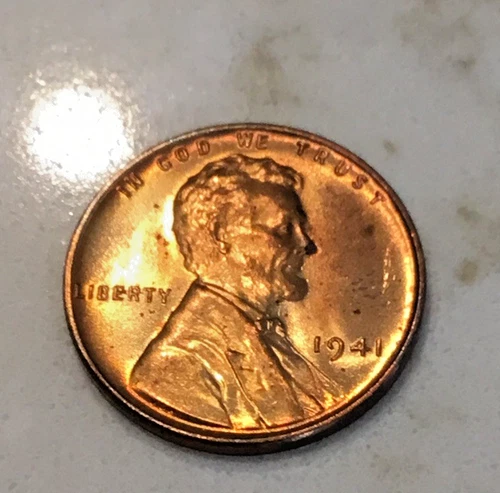 1941-P Lincoln Wheat Cent No Mint Mark Uncirculated Red Shinny Ungraded