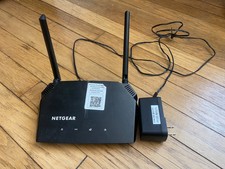 NETGEAR AC1200 Dual Band WiFi Router Model R6120 - USED