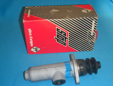 Maître-cylindre de frein Peugeot 504