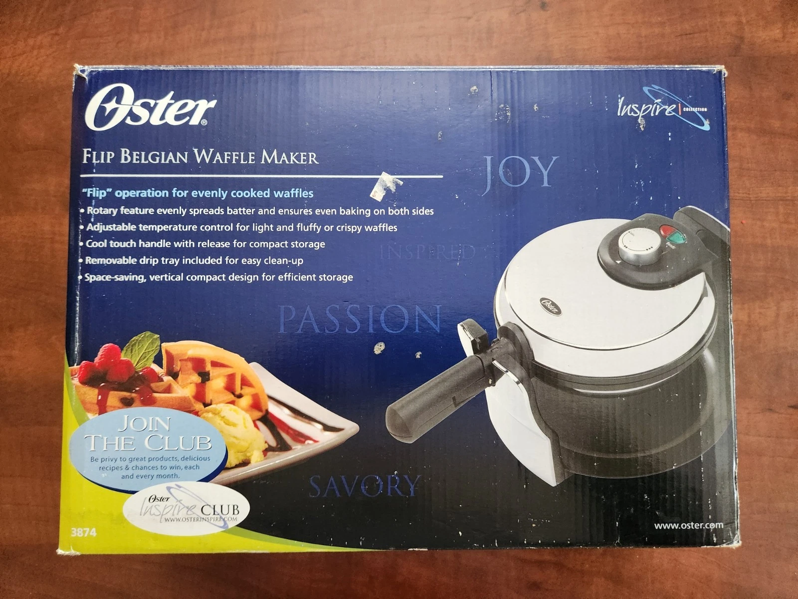 Oster Nonstick Flip Waffle Maker Silver CKSTWF1F-DM Gently Used