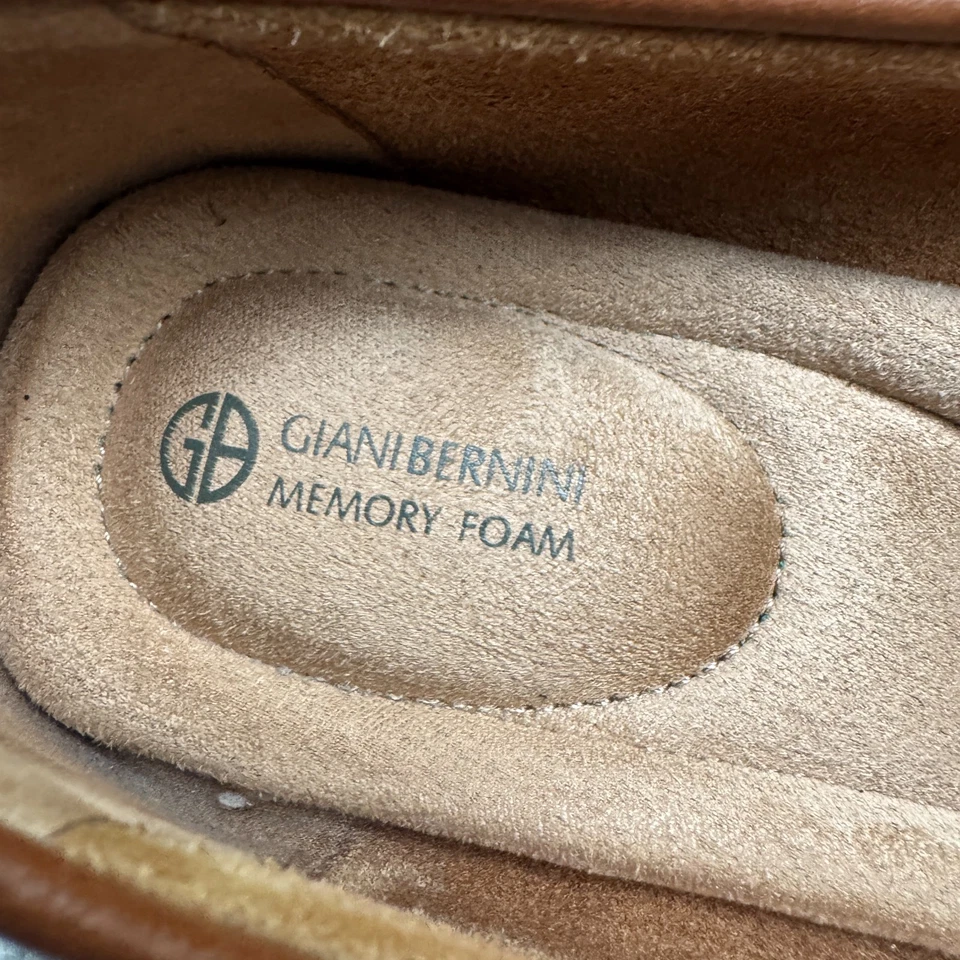 Mocasines planos de cuero Giani Bernini Dailyn para mujer 8,5 marrón espuma viscoelástica clásicos Foto 2 de 4