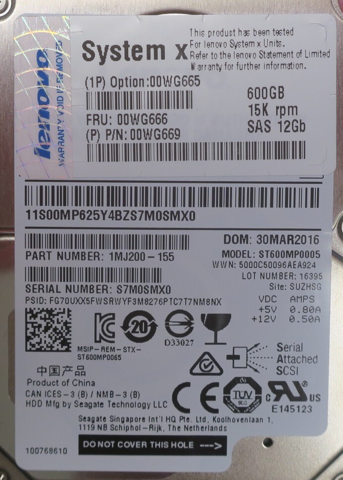8x Lenovo 600GB 15K SAS 12G 2.5