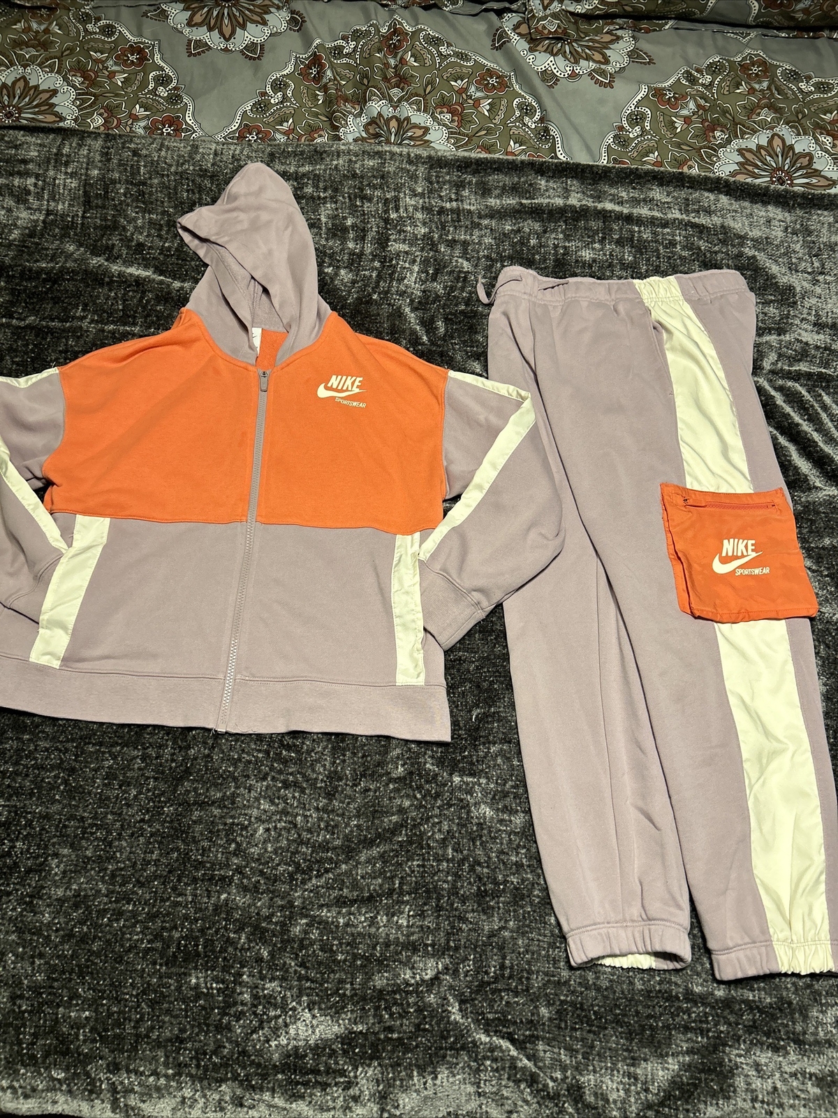Picture 1 of 14
