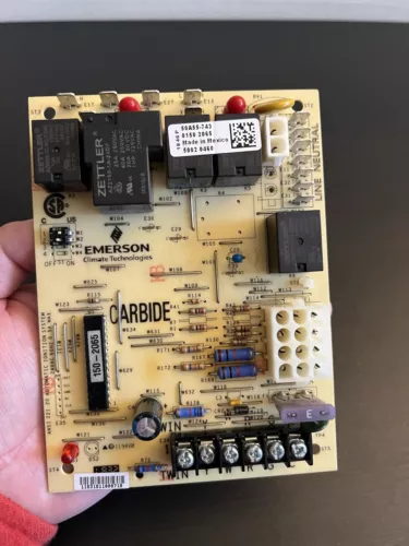 Emerson 50A55-743 Control Board White-Rodgers