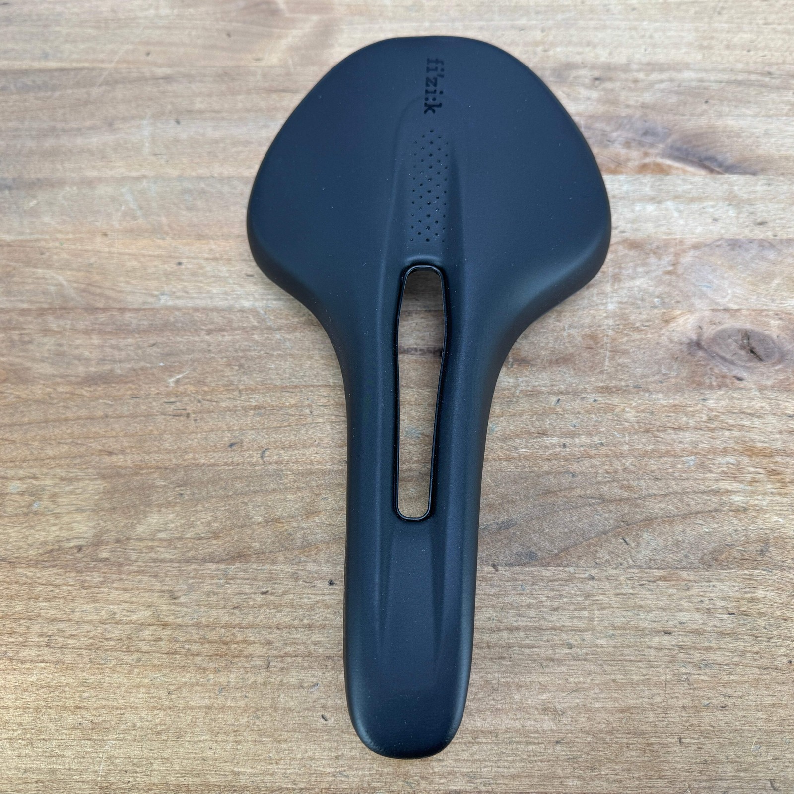 New! Fizik Antares R1 7x9mm Carbon Rails 150mm Bike Saddle 170g MSRP $230