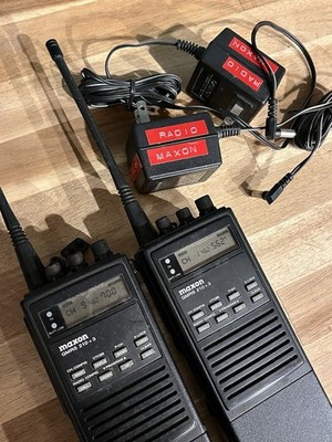 2X Maxon uhf two way radio model GMRS 210+3 w/ Manuals & Chargers Both Work!