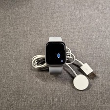 Apple Watch Series 6 40mm Silver Aluminum GPS 32GB White Sport Band MG283LL/A