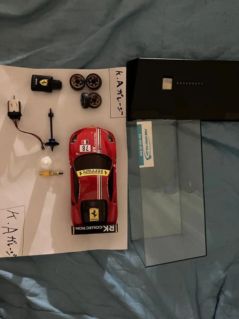 Литые и игрушечные автомобили автомобиль Ferrari масштаб 1:10