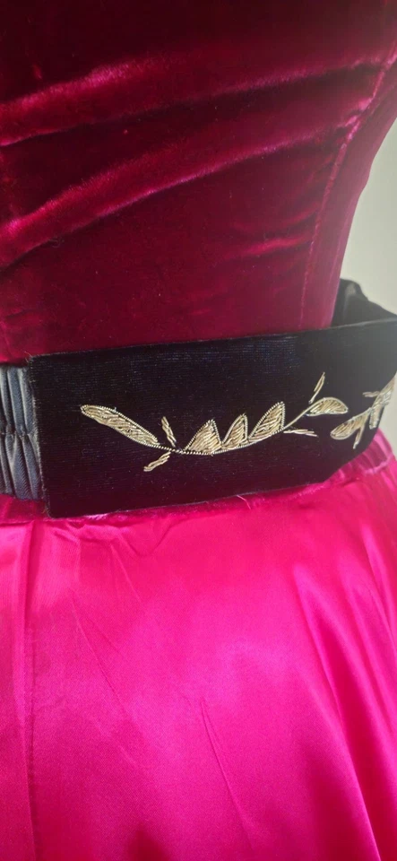 Vintage 1970s Woven Velvet Belt 33 Inches Total - Image 4 of 4