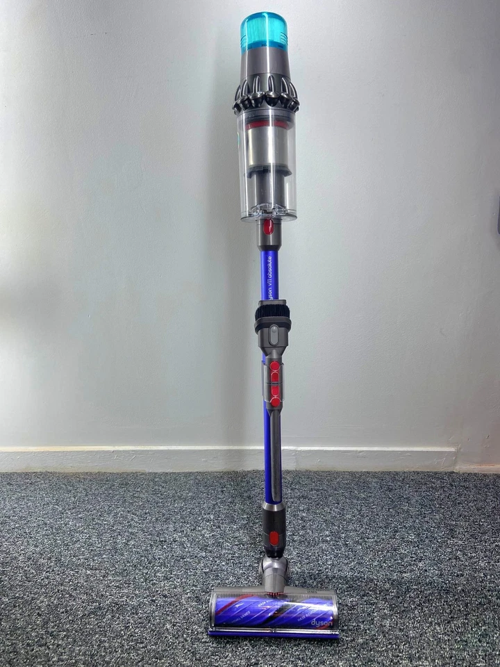 Dyson V11 Absolute Cordless Vacuum Cleaner - Image 4 of 4