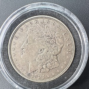 1921 Morgan Silver Dollar $1 0.900 Silver Business Strike Philadelphia KM#110