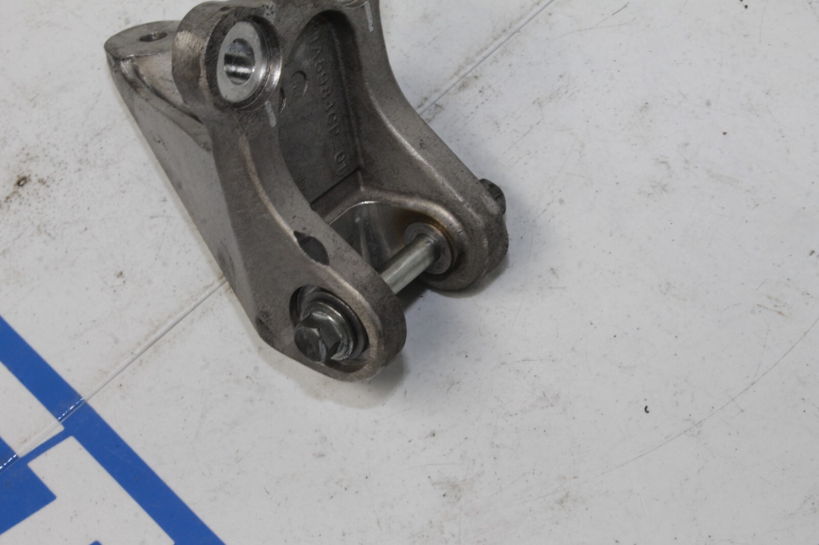 12-14 MCLAREN MP4-12C 12C 570 650 OEM LH DRIVERS FRONT STRUT BRACKET 11A5984CP