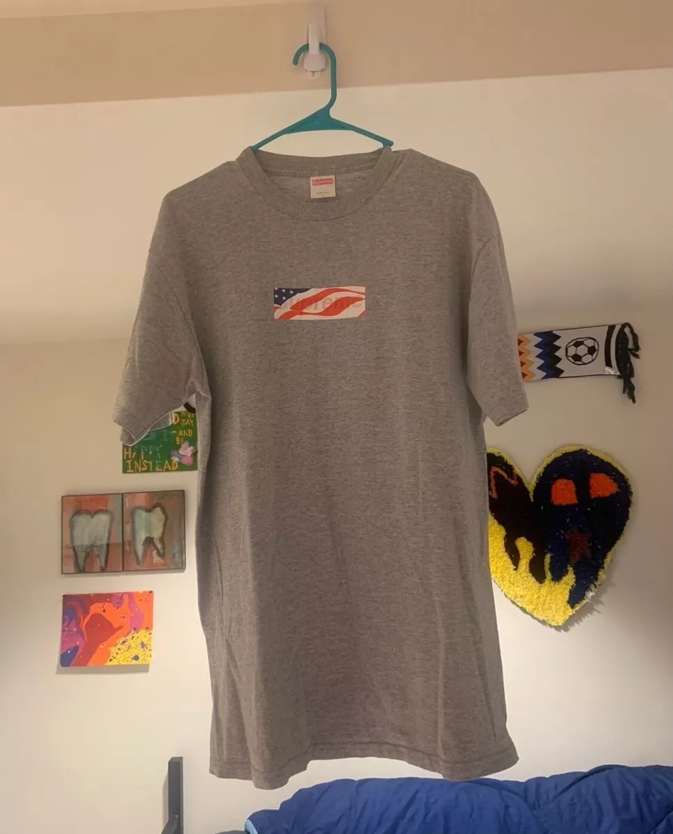 2001 supreme patriot box logo (9/11)