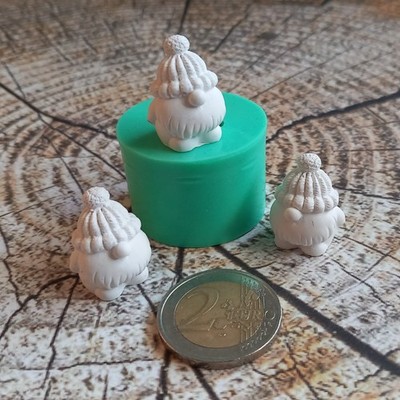 3D Silikonform Mould Tiny Wichtel mit Bommelmütze Zwerg Miniatur Gießform DIY