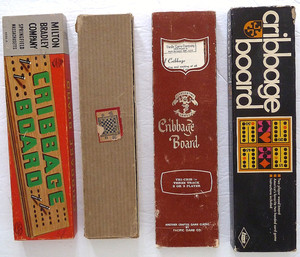 4 Vintage Wood CRIBBAGE BOARDS in boxes, Milton Bradley, McCrillis, Pacific,Lowe