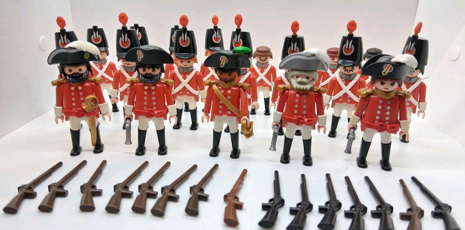 playmobil-british-redcoat-soldiers-vintage-rare-collectible-figures-lot