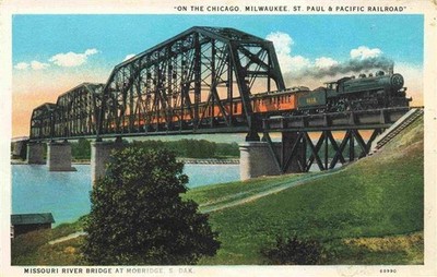 Eisenbahn Railway Chemin de Fer Missouri river Bridge at Mobridge 