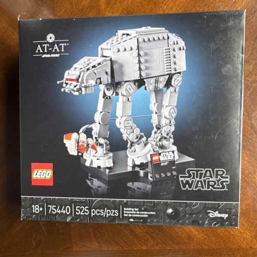 LEGO Star Wars AT-AT 75440 Set, 525 Pieces, 18+