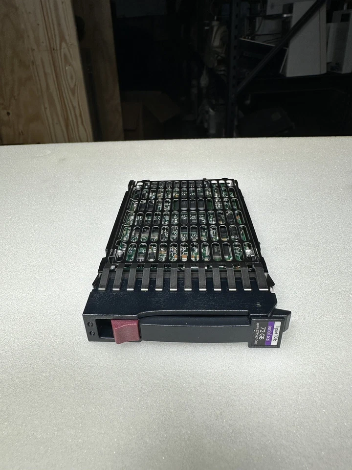HP 72GB SAS DG072A9BB7 p/n: 395924-002 gpn: 375863-004 MAY2073RC f/w: HPD0 3706 - Image 3 of 3