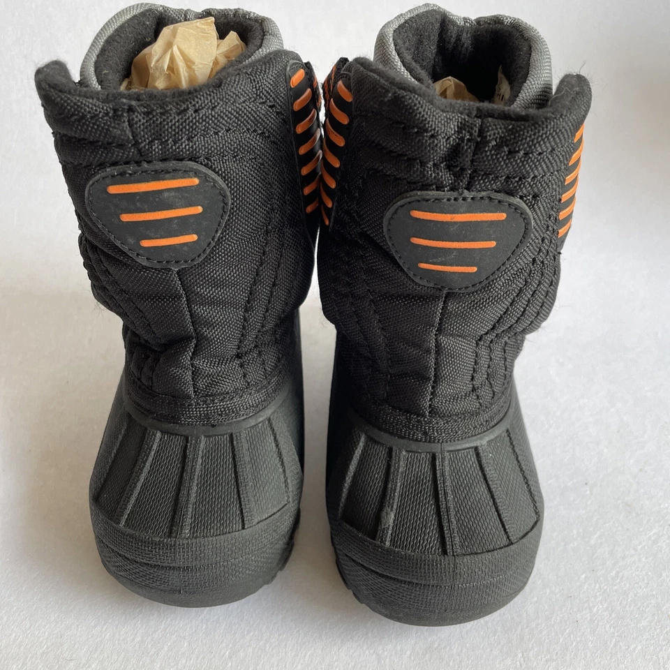 Botas de nieve Champion C9 Target Thermolite para niños talla 5 negras - grises Foto 4 de 4