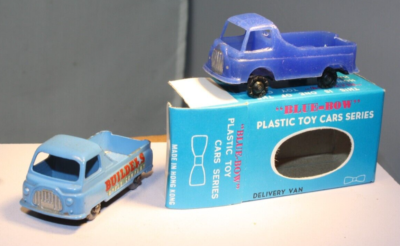 60A Morris J2 Pickup Truck Pair Matchbox England Diecast & Plastic