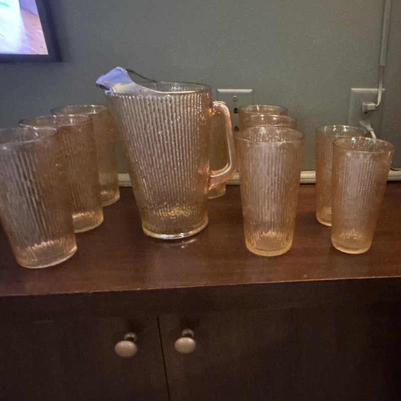 Amber  Textured Ribbed Glass Pitcher 1.5 qt + 8Tumblers -2 -H20    11 pieces!