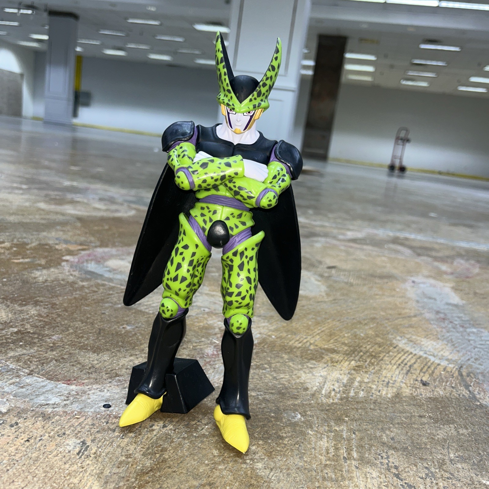 BANDAI Figure-rise Standard Dragon Ball Z Perfect Cell Plastic Model Kit
