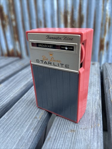 STAR-LITE DELUXE Transistor Radio - WORKS JAPAN