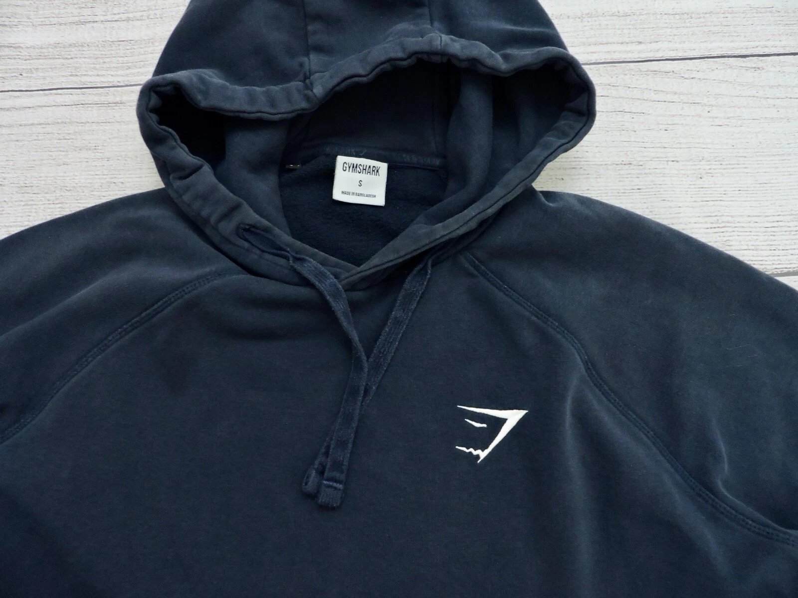 gymshark crest embroidered logo athletic hoodie