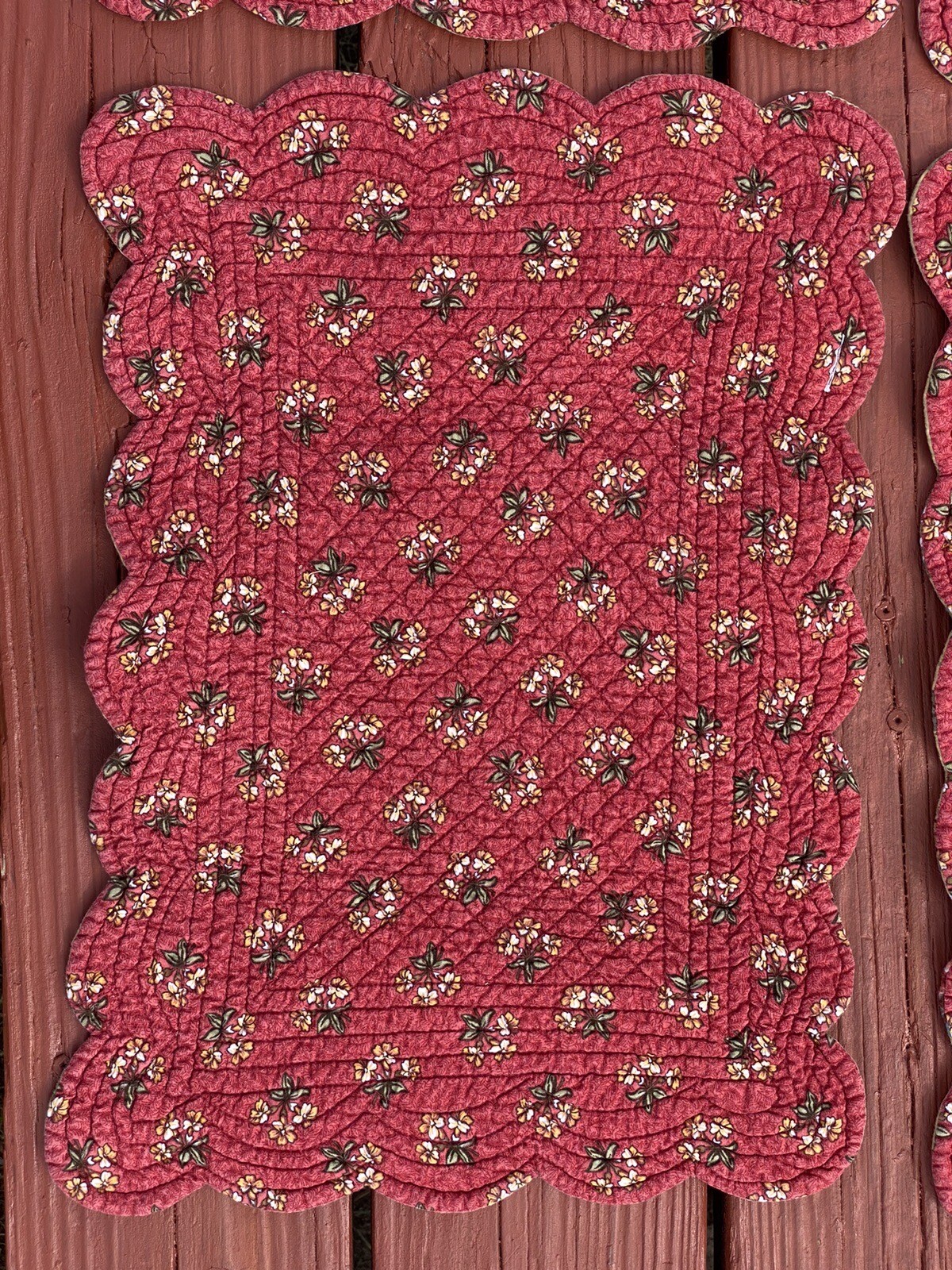 4pc Quilted Scalloped Placemats Cotton Floral Gold Multicolor