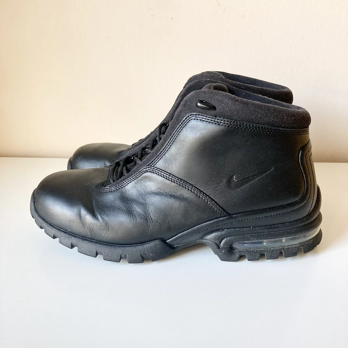 Nike Air Leather Black Boots size 9.5
