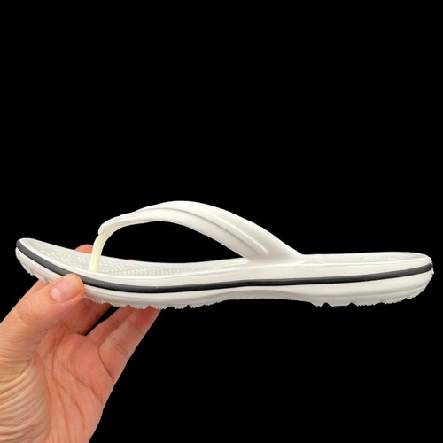 Crocs Womens Flip Flop Sandal Size 6 White Lightweight Water Friendly & Comfy - Picture 10 of 13