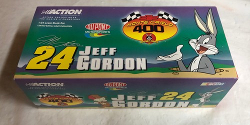 Action 1:24 Jeff Gordon Bugs Bunny Looney Tunes 2001 - Picture 2 of 3