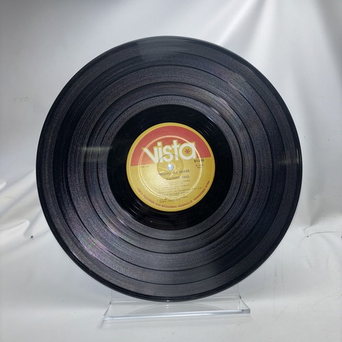 The Bill Gaither Trio - Singing to Share Vinyl Record R1240 - Picture 3 of 4