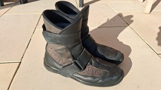 Daytona Journey XCR Gore Tex Motorcycle Boots Size 8 (42 EU)