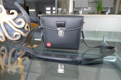 LEICA/LEITZ WETZLAR M3 M4 CAMERA SHOULDER BAG-VINTAGE-WITH SHOULDER STRAP
