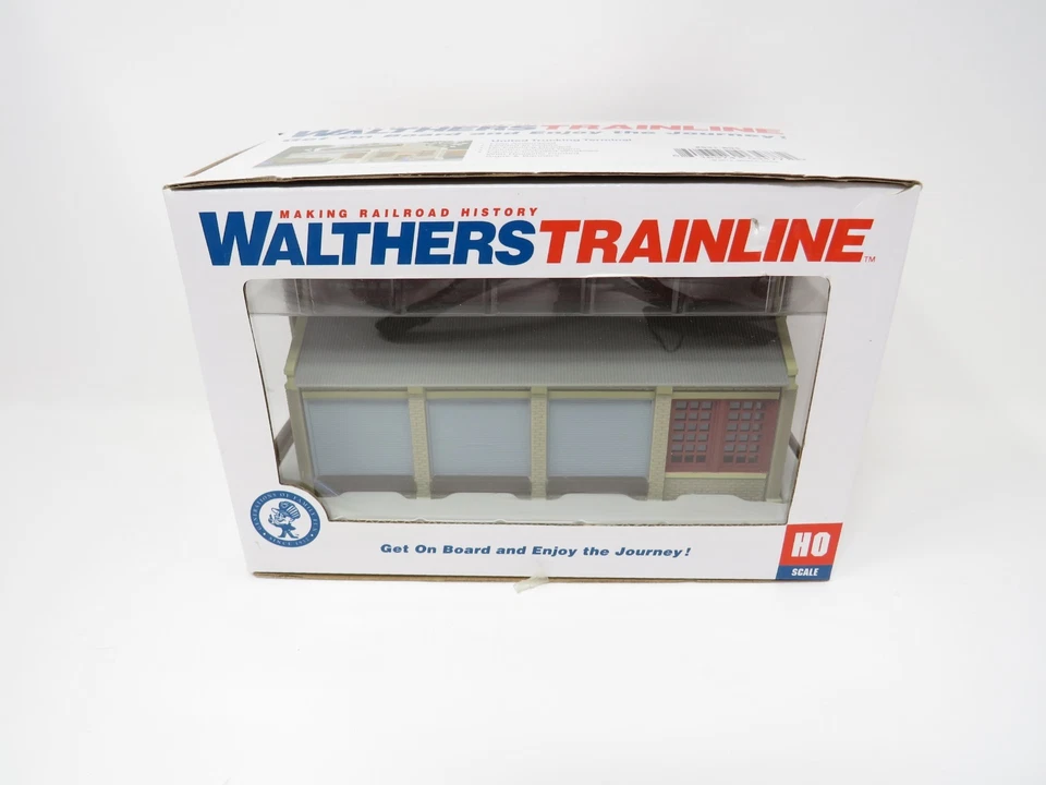 Walthers Trainline HO 804 United Trucking Freight Terminal Warehouse Building - Image 2 of 4