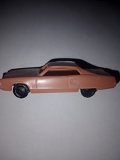 Ancienne voiture en plastique dur Post Cereal JVZ 2 F&F